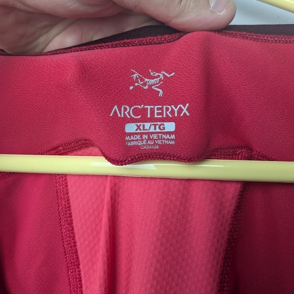 ARC'TERYX Women Pink Tee Shirt Size XL Outdoor Shirt Different Tones Of Pink - Picture 4 of 9